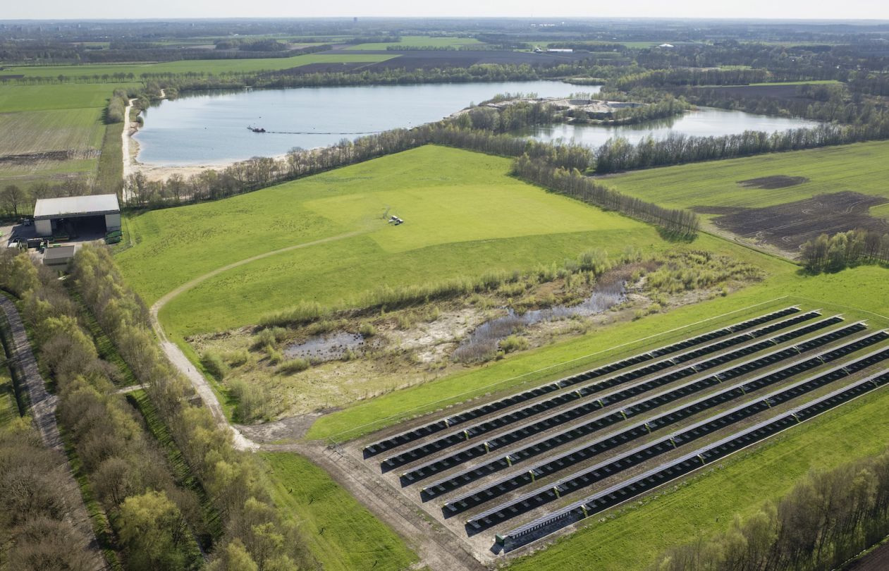 Zonnepark Zeijen luchtfoto